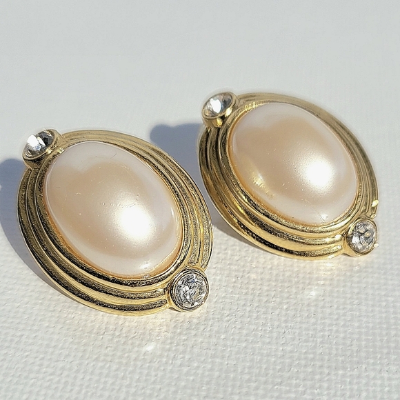 💞💗 Vintage Gold Tone Faux Pearl Rhinestone Tip Statement Earrings - Picture 4 of 8